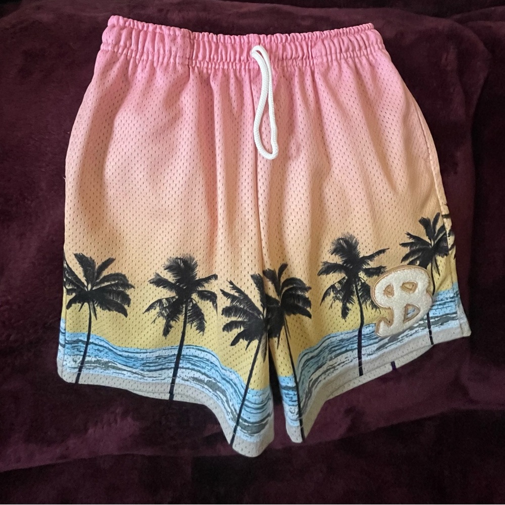 BKTSQD Kids Gradient Pink-to-Peach Palm-Print Mesh Shorts with Drawstring